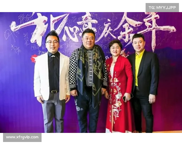 魔仙哥热舞秀!身着队球衣狂放舞姿引爆热潮(魔仙舞蹈) 魔仙哥热舞秀!身着队球衣狂放舞姿引爆热潮(魔仙舞蹈)